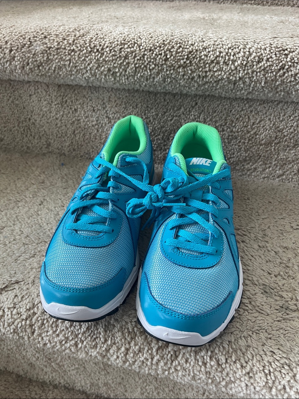 Nike Kids Blue Sneakers with Green Lining